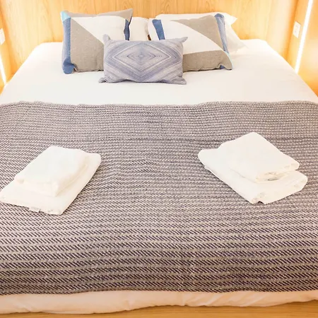 Alfama Blue By Lu Holidays